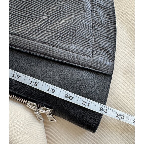 Lauren Bagliore “Body Armour” convertible bag in embossed leather - Picture 10 of 13